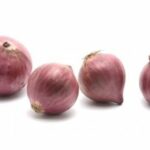 Est-ce bon de manger des oignons crus ?