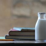 Est-ce que boire du lait le soir fait grossir ?