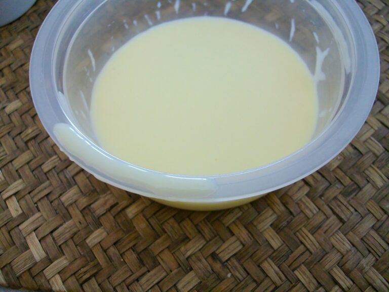 Est-ce que la crème anglaise s'épaissit en refroidissant ?