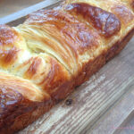 Est-ce que la pâte à brioche est collante ?