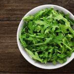 Est-ce que la roquette piqué ?