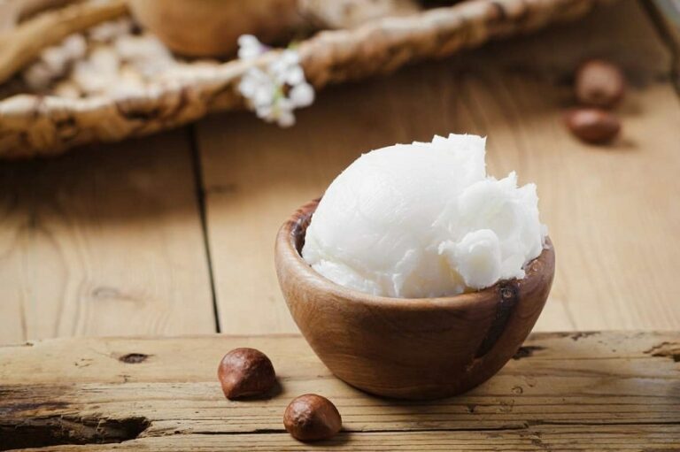 Est-ce que le beurre de karité éclaircit la peau ?