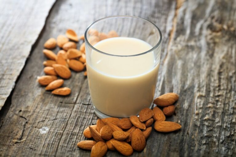 Est-ce que le lait est bon après la date ? Est-ce que le lait est bon après la date ?