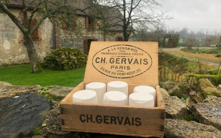 Est-ce que le petit-suisse est Suisse ?