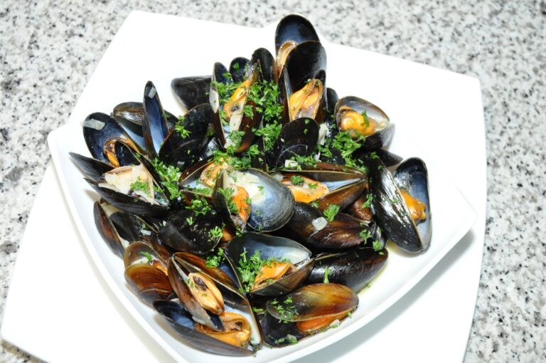 Est-ce que les moules s'ouvrent dans l'eau ?