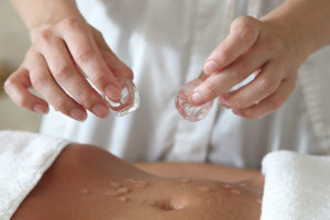 Est-ce que mettre des glaçons sur le ventre pour maigrir ? Est-ce que mettre des glaçons sur le ventre pour maigrir ?