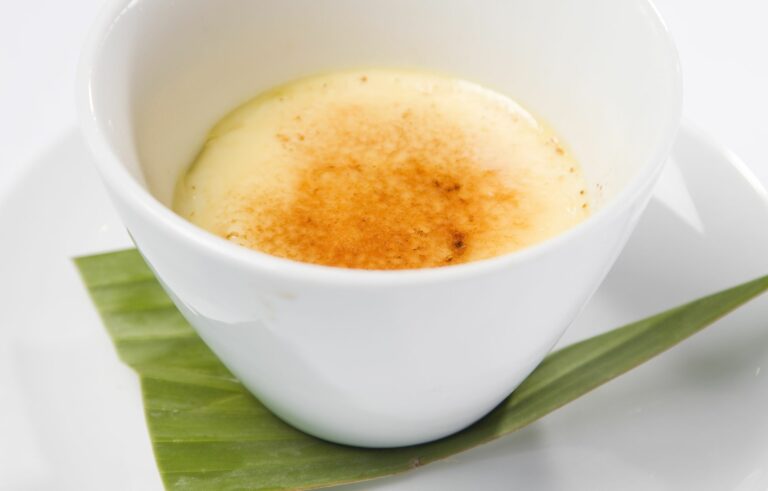 Est-ce qu’on peut remplacer la crème liquide par du lait ? Est-ce qu'on peut remplacer la crème liquide par du lait ?