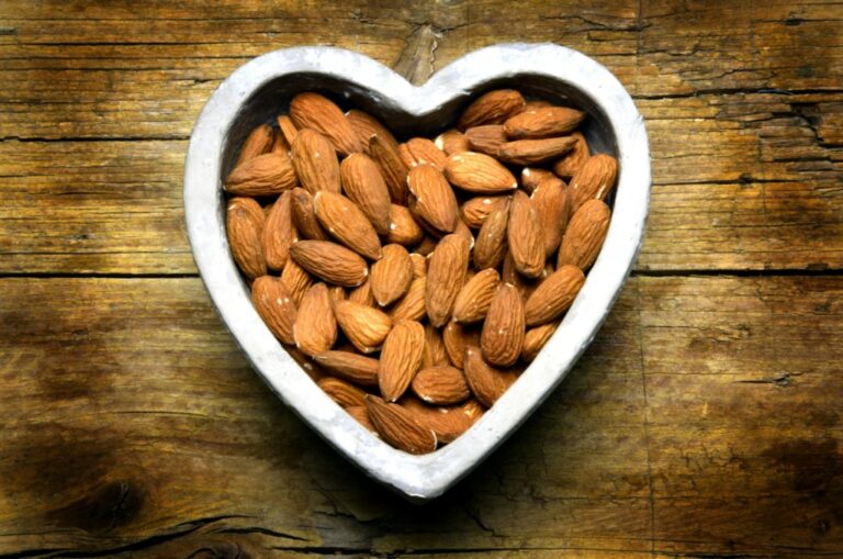 Est-il bon de manger des amandes tous les jours ?