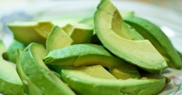 Est-il bon de manger un avocat tous les jours ?