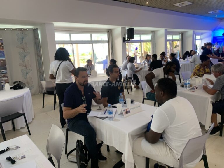 Les hôteliers et restaurateurs attendent 200 candidats