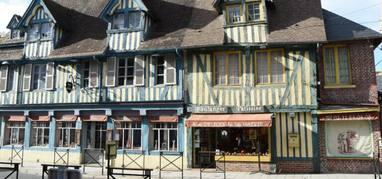 Où acheter un Pont l’Évêque à Pont-l’évêque ? Où acheter un Pont l'Évêque à Pont-l'évêque ?