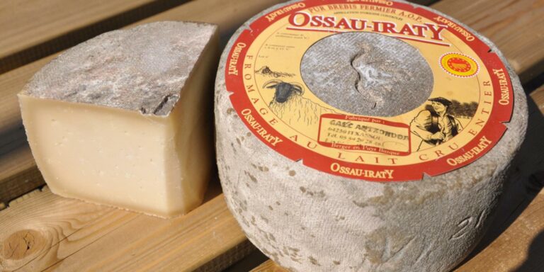 Où est fabriqué le fromage Ossau-iraty ?
