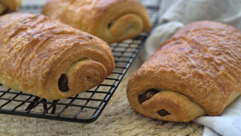 Où trouver des barres de chocolat pour faire des pains au chocolat ? Où trouver des barres de chocolat pour faire des pains au chocolat ?