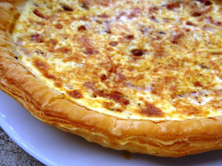 Pourquoi de l’eau dans la quiche lorraine ? Pourquoi de l'eau dans la quiche lorraine ?