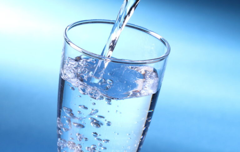 Pourquoi il y a de l’eau dans les yaourts ? Pourquoi il y a de l'eau dans les yaourts ?