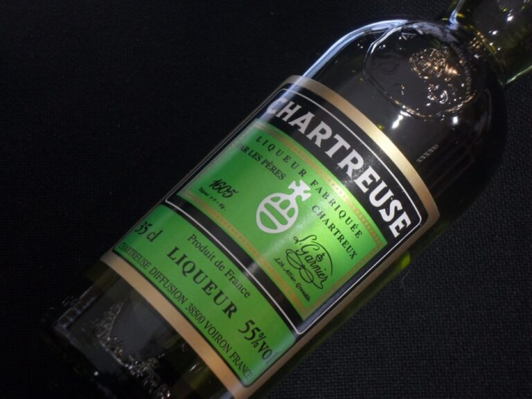 Pourquoi la Chartreuse est verte ?