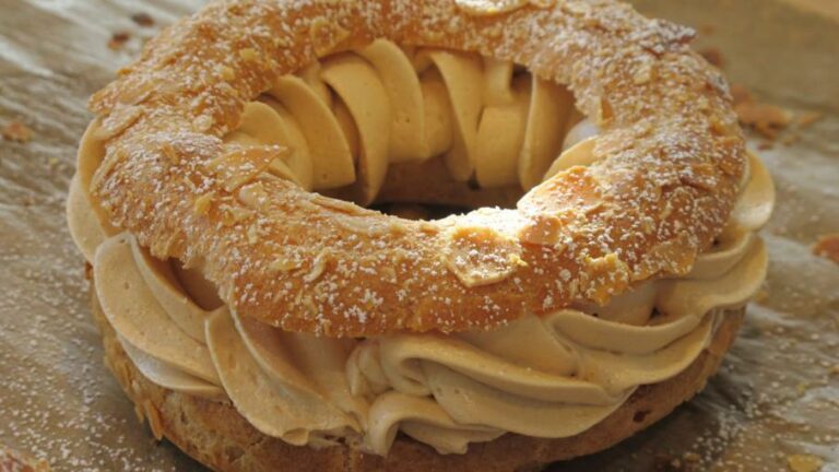 Pourquoi le Paris-brest s'appelle comme ça ?