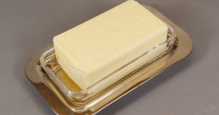 Pourquoi le beurre est dur à température ambiante ? Pourquoi le beurre est dur à température ambiante ?