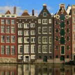 Pourquoi les maisons basques ont des colombages ?