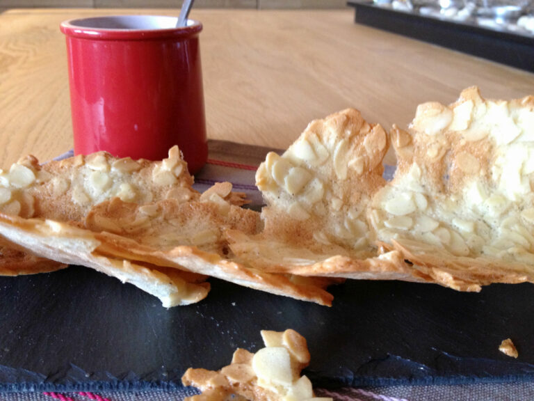Pourquoi les tuiles aux amandes sont molles ?