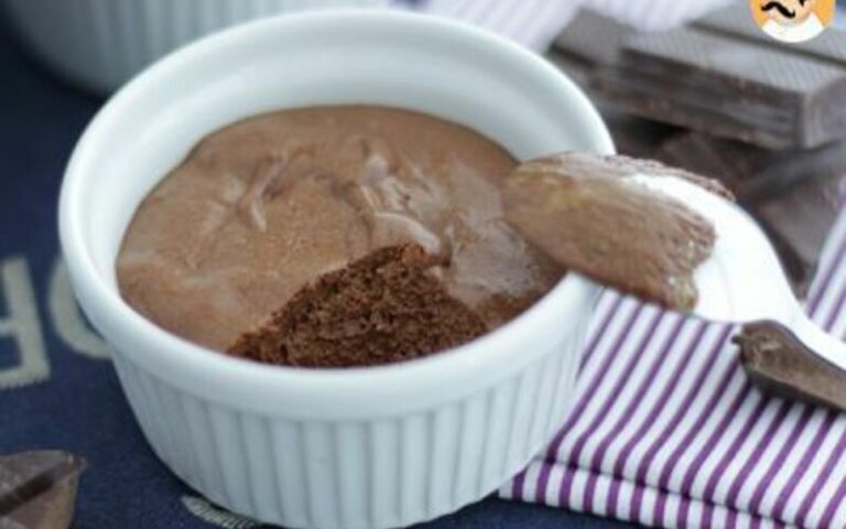 Pourquoi mettre des jaunes d'œuf dans la mousse au chocolat ?