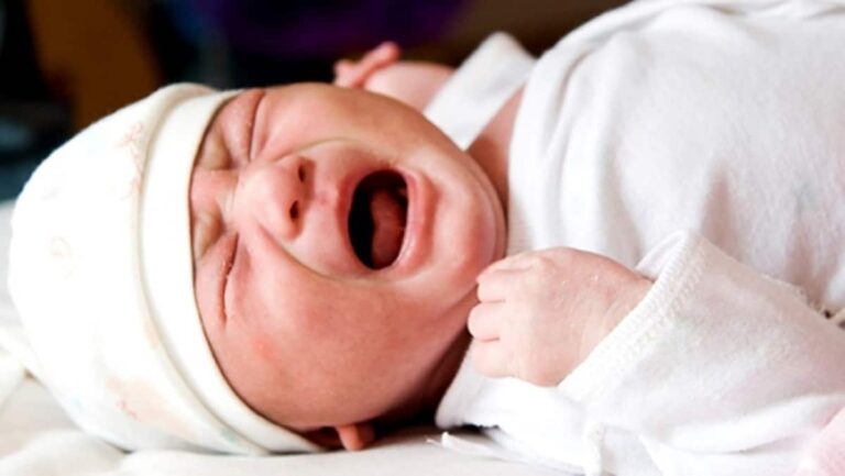 Pourquoi mettre un oignon sous le lit ? Pourquoi mettre un oignon sous le lit ?