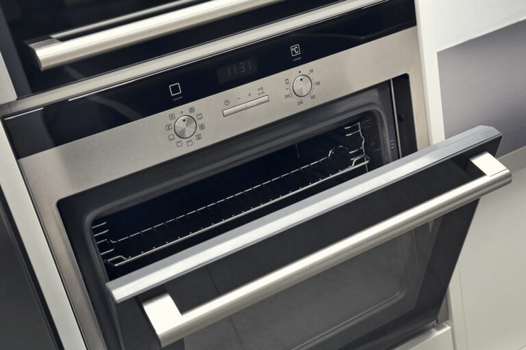 Pourquoi mon four électrique ne chauffe pas ?