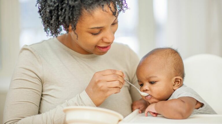 Pourquoi ne pas donner de miel aux bébés ?