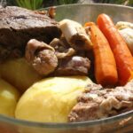 Pourquoi on dit pot-au-feu ?