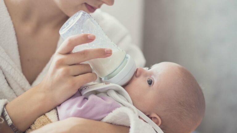 Pourquoi pas de lait cru bébé ? Pourquoi pas de lait cru bébé ?