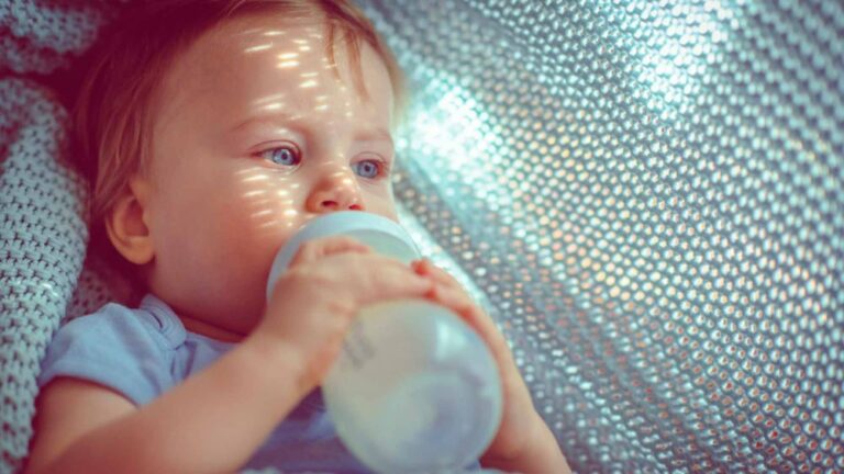 Pourquoi pas de lait de vache avant 3 ans ? Pourquoi pas de lait de vache avant 3 ans ?