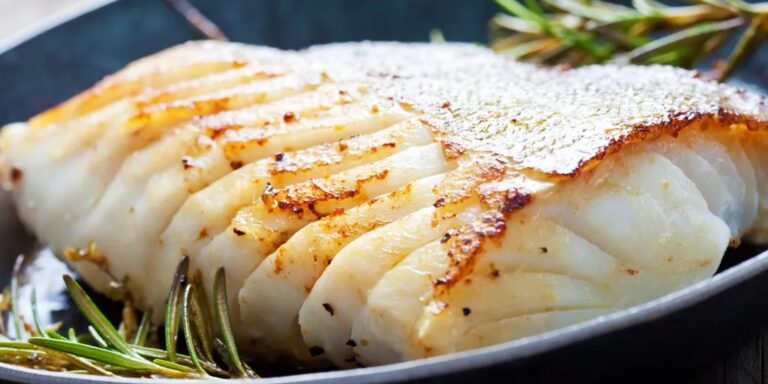 Pourquoi saler le cabillaud avant cuisson ? Pourquoi saler le cabillaud avant cuisson ?