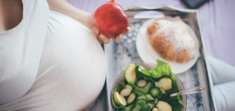 Pourquoi une femme enceinte ne peut pas manger de viande crue ? Pourquoi une femme enceinte ne peut pas manger de viande crue ?