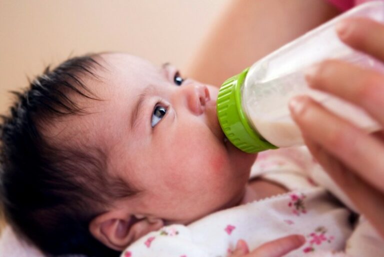 Puis-je boire mon lait maternel ?