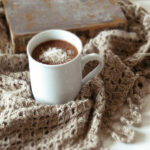 Puis-je boire un chocolat chaud enceinte ?