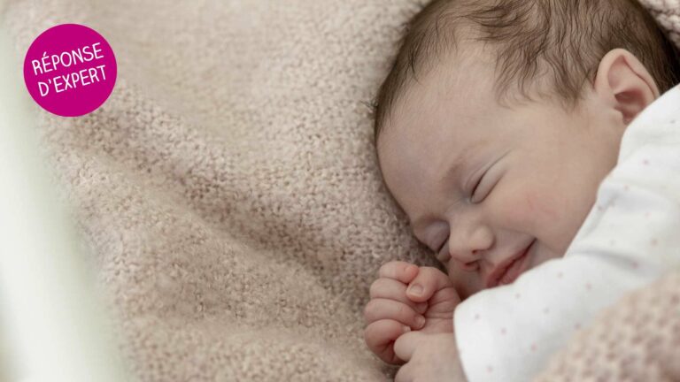 Puis-je donner de l’eau à mon bébé de 2 mois ? Puis-je donner de l'eau à mon bébé de 2 mois ?