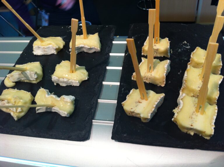 Puis-je manger du fromage enceinte ?