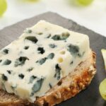 Puis-je manger du roquefort enceinte ?
