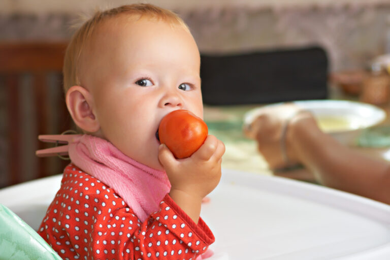 Quand bébé peut manger des tomates ?