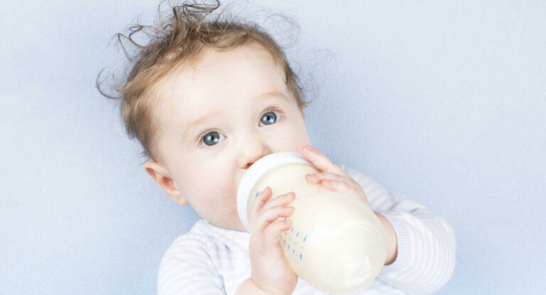 Quand donner du lait normal à bébé ? Quand donner du lait normal à bébé ?