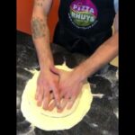 Quand étaler pâte à pizza ?