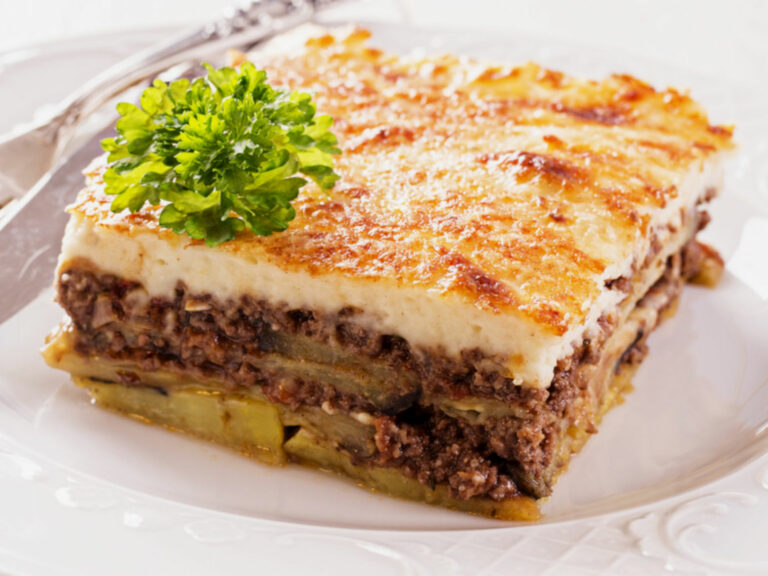 Quel accompagnement avec de la moussaka ? Quel accompagnement avec de la moussaka ?