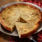 Quel accompagnement avec une tarte à l'oignon ?