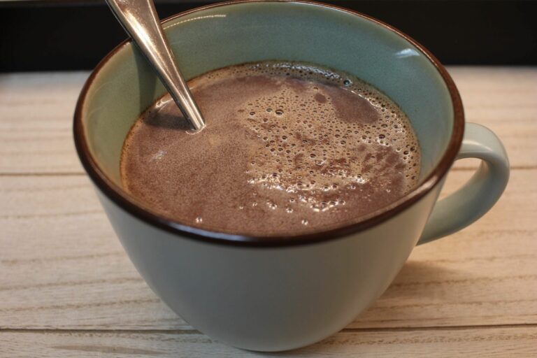 Quel chocolat en poudre pour un bon chocolat chaud ? Quel chocolat en poudre pour un bon chocolat chaud ?
