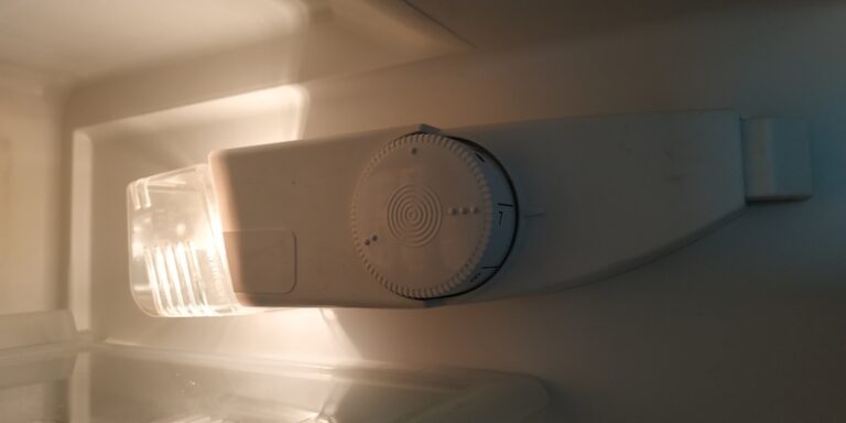 Quel est le bon thermostat pour un frigo ?