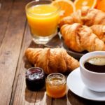 Quel est le petit déjeuner typique français ?