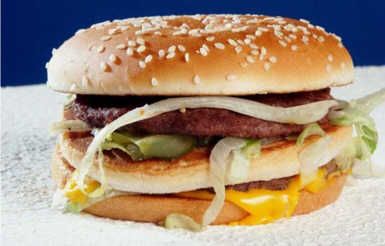 Quel est le premier hamburger ?