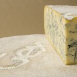 Quel fromage à une pâte persillée ?