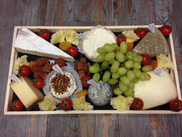 Quel fruit pour accompagner un plateau de fromage ? Quel fruit pour accompagner un plateau de fromage ?