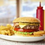 Quel hamburger est le moins calorique à McDo ?